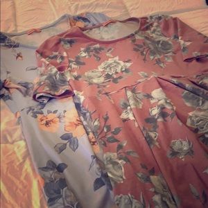 Two Maternity Peplum Floral Tops (Medium) 💙👶🏼❤️